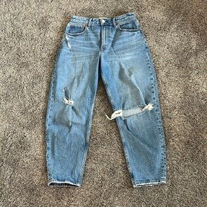 Abercrombie Curve Love The 80s Mom High Rise Jeans